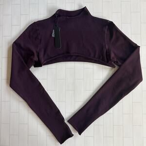 NWT SKIMS x Nike Vintage Seamless Shrug - Currant M*